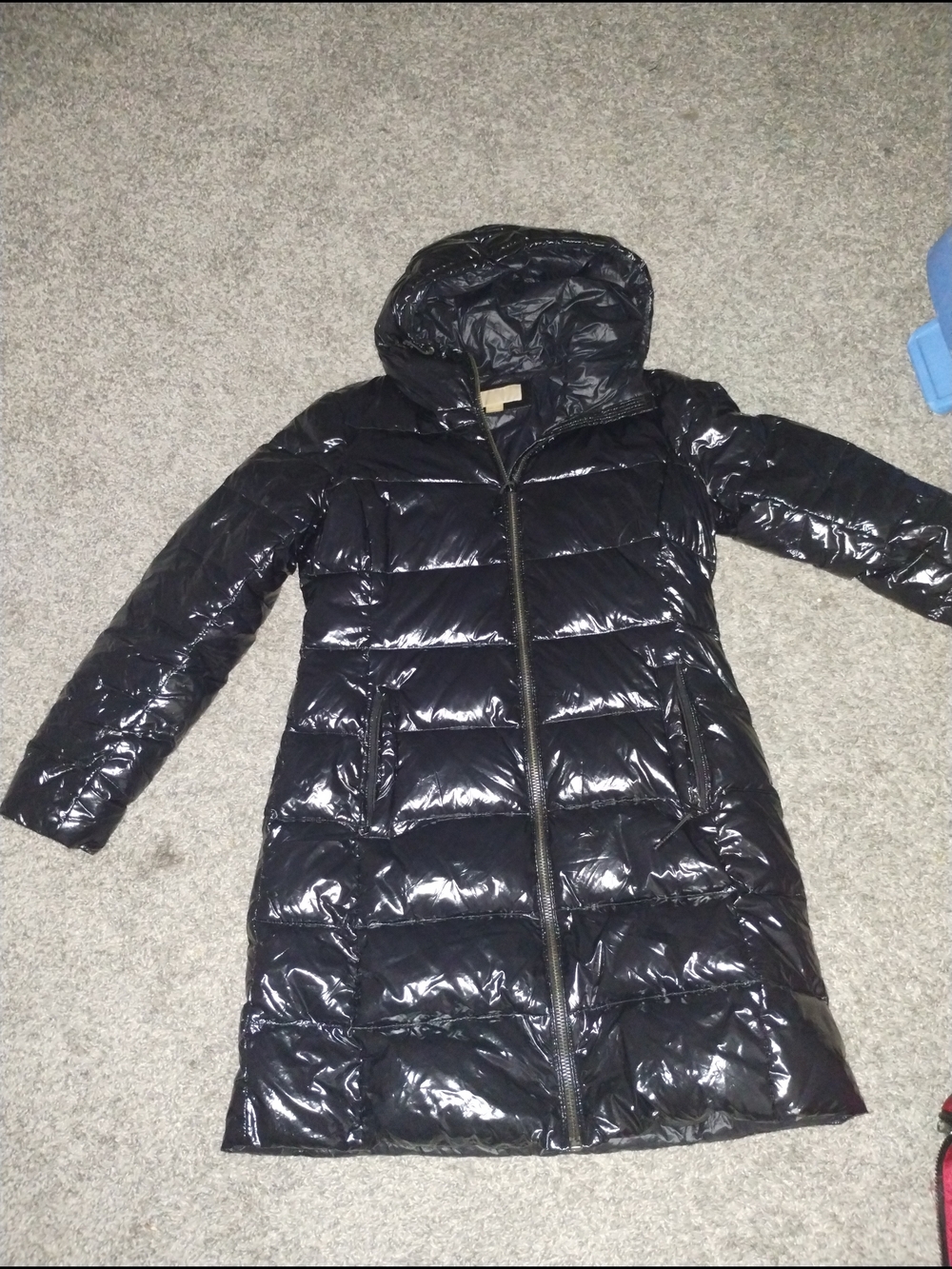 MICHAEL Michael Kors Black Glossy Hooded Puffer Coat